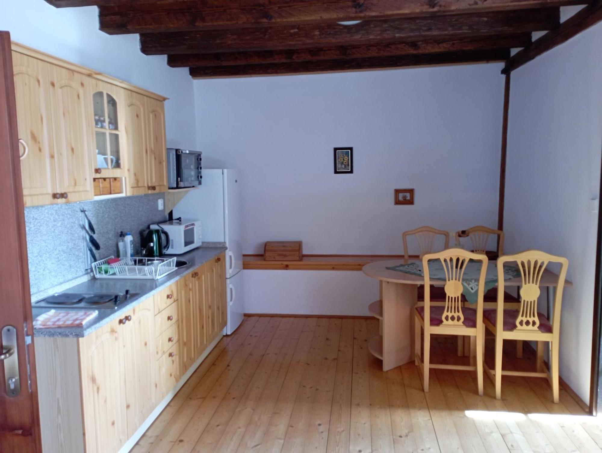 Ubytovani Na Hajence Bystrice nad Pernstejnem Exterior photo