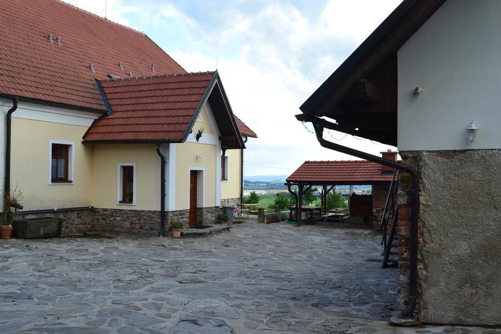 Ubytovani Na Hajence Bystrice nad Pernstejnem Exterior photo