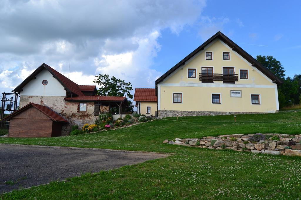 Ubytovani Na Hajence Bystrice nad Pernstejnem Exterior photo
