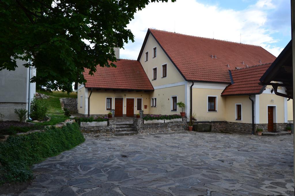 Ubytovani Na Hajence Bystrice nad Pernstejnem Exterior photo