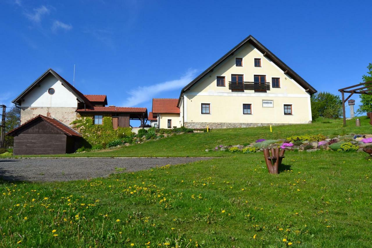 Ubytovani Na Hajence Bystrice nad Pernstejnem Exterior photo